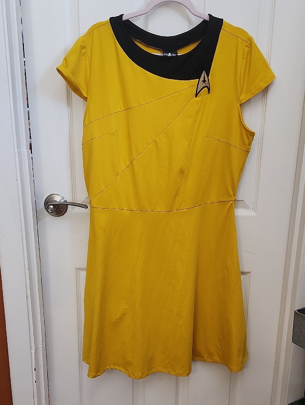 Star Trek Her UinverseYellow Short-Sleeve Fit & Flare Dress with Pockets